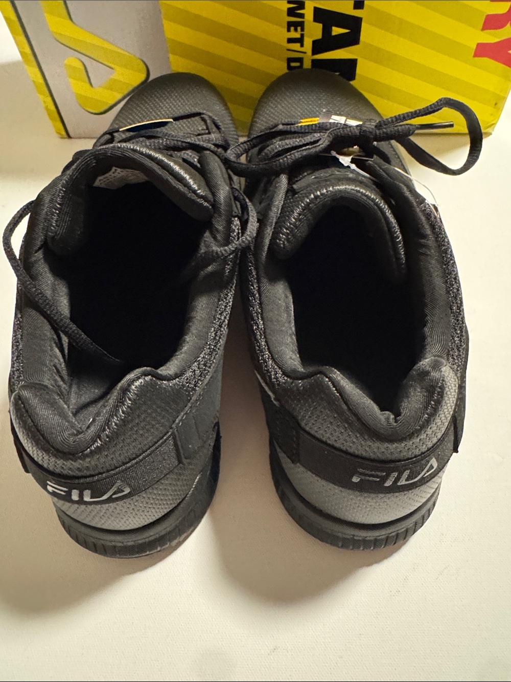 Fila Work Shoes Mens 12 Wide Black Memory Foam - Picture 3 of 7